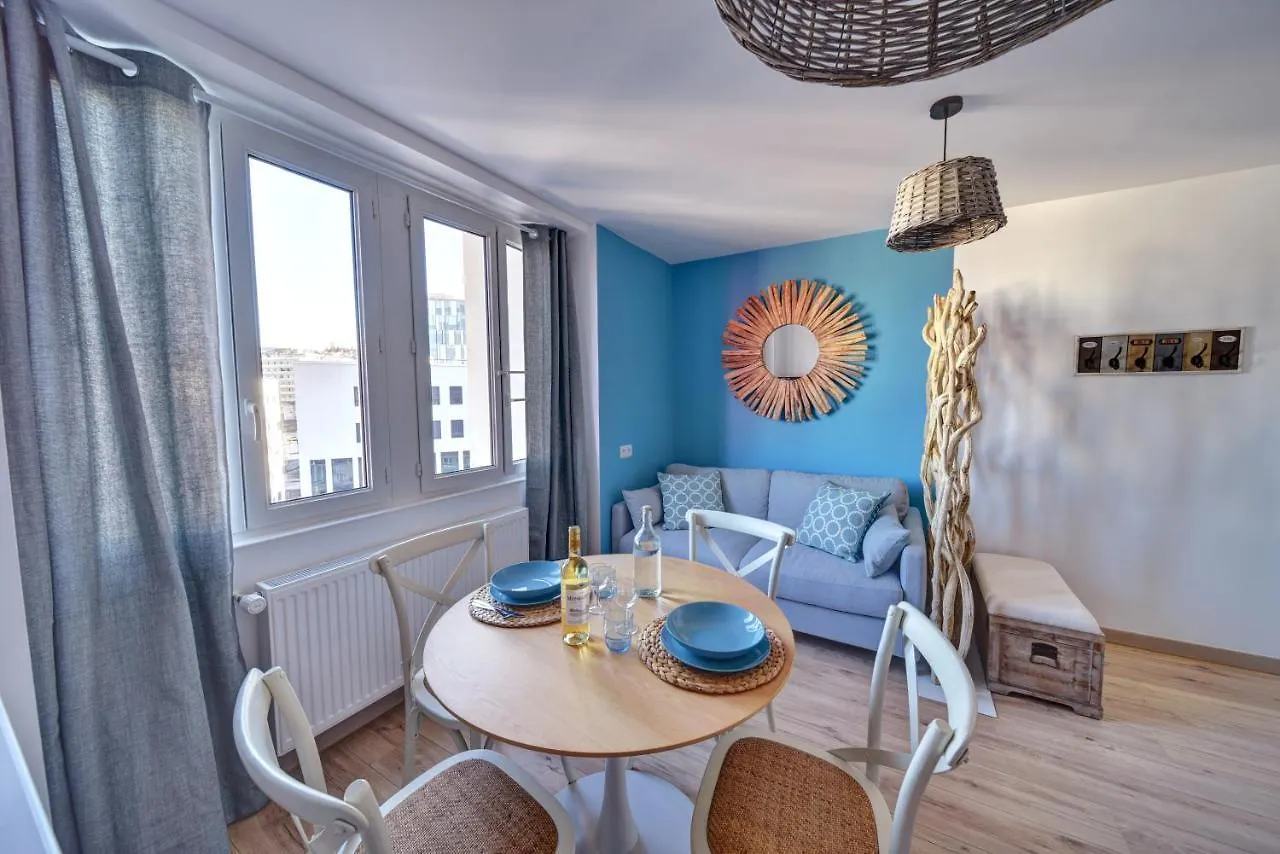 Apartment Apparts Seasons - Saint Etienne Centre - Gare Chateaucreux France